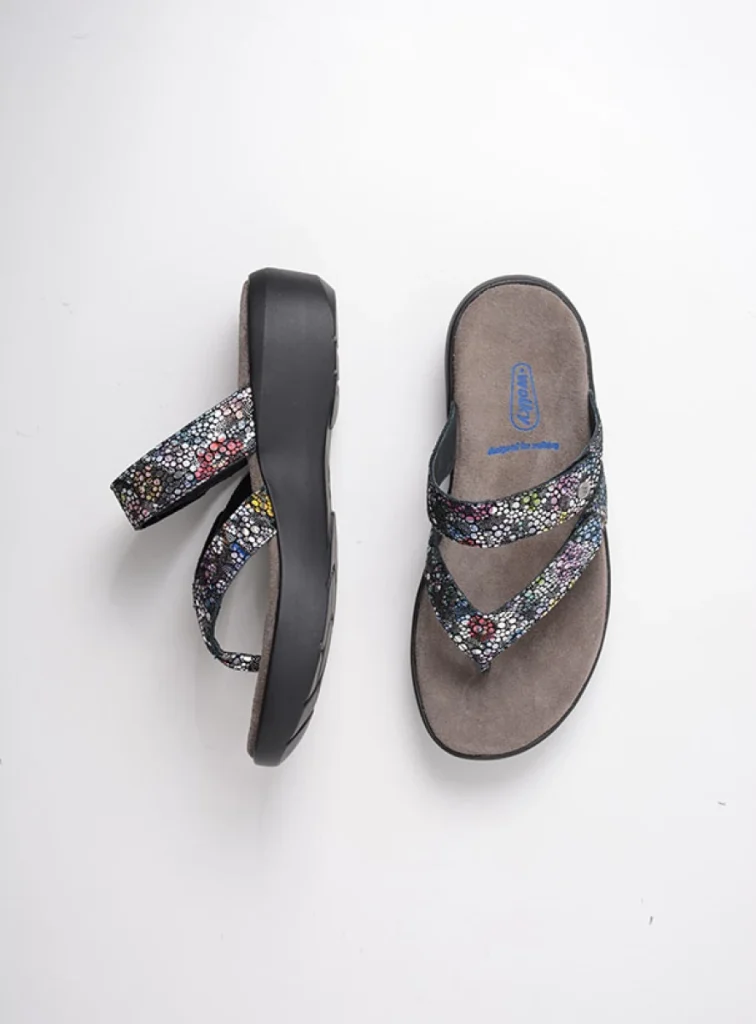 Wolky Slippers 00202 Hobie 49970 zwart multi suede