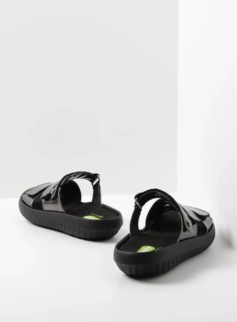 Wolky Slippers 00889 Sense Vegan 96700 grijsgroen vegan lak