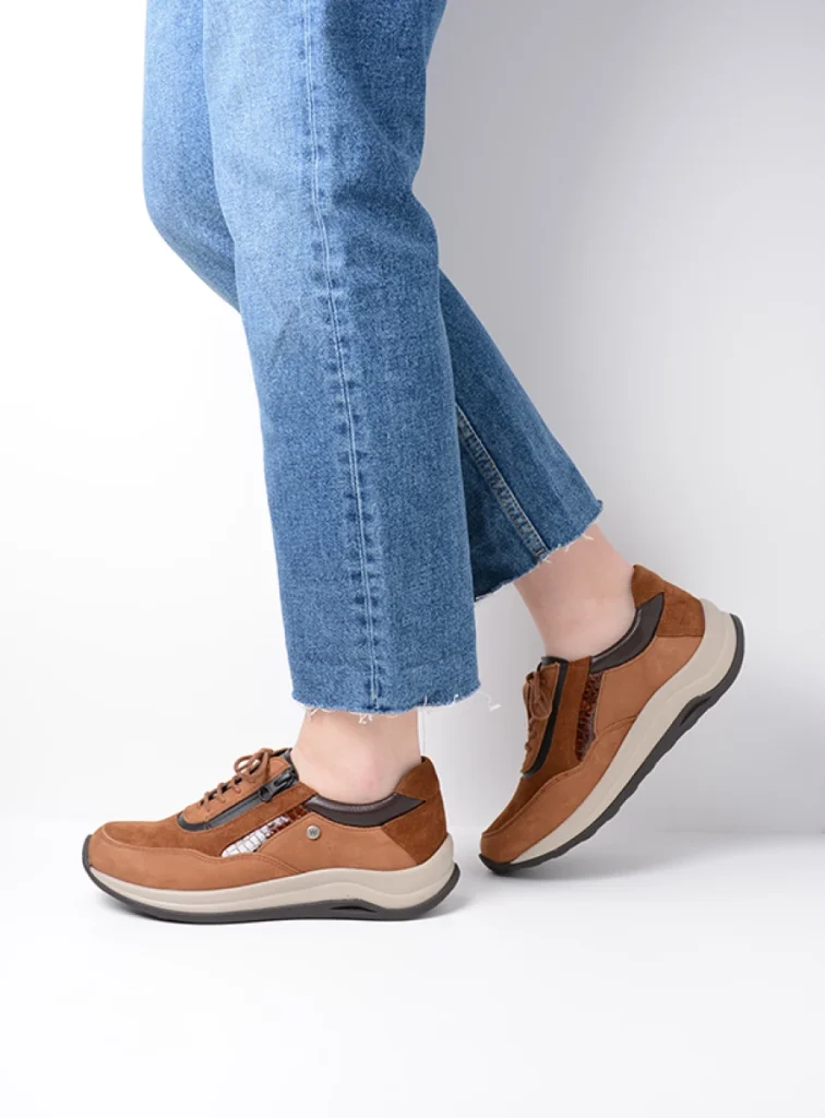 Wolky Sneakers 00975 Cupar 90431 cognac combi leer