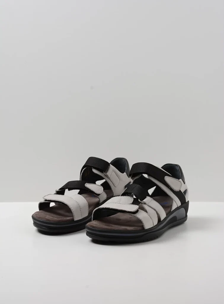 Wolky Sandalen 01055 Desh 30121 gebroken wit leer