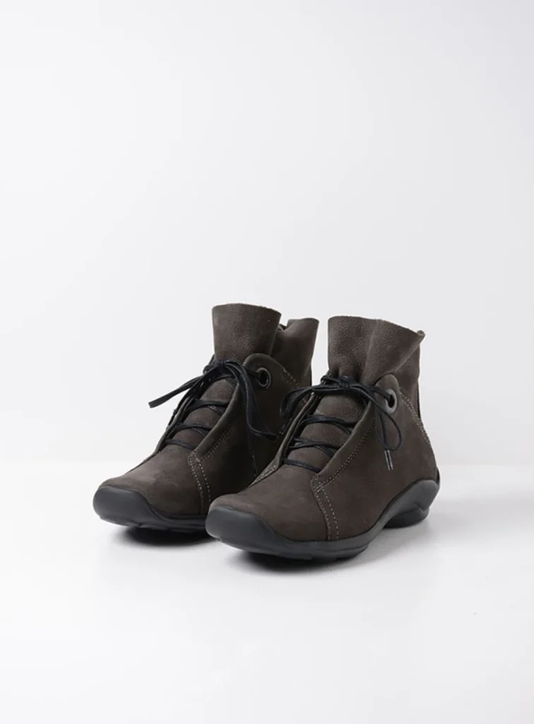 Wolky Hoge veterschoenen 01657 Diana 11301 asfalt nubuck