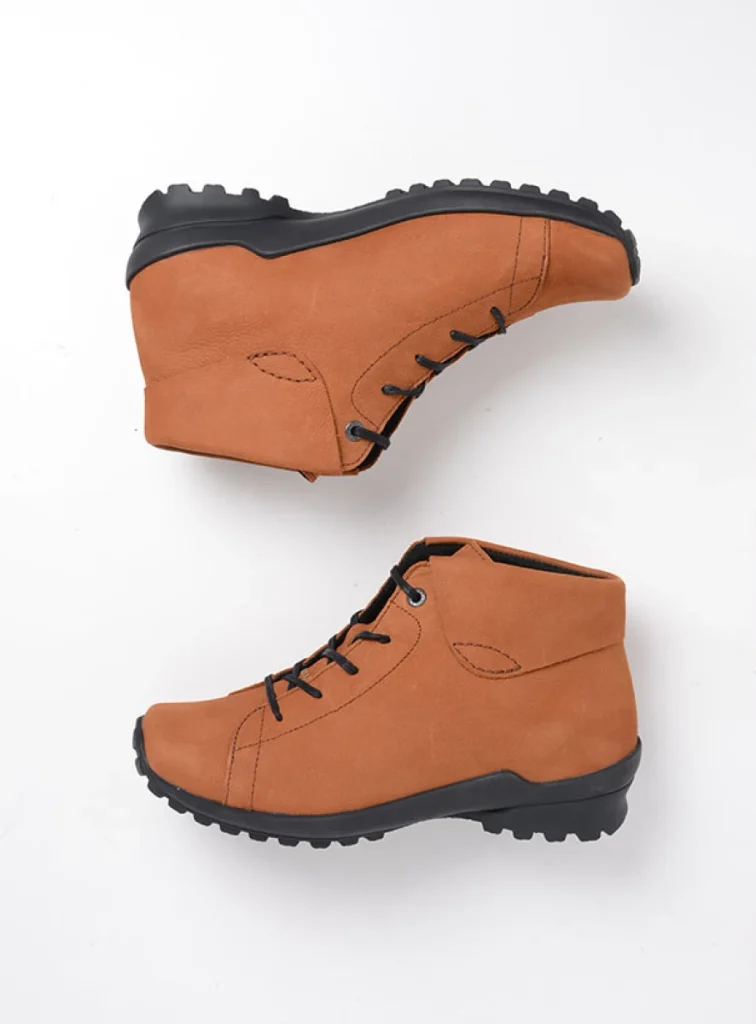 Wolky Hoge veterschoenen 01737 Teton 11430 cognac nubuck