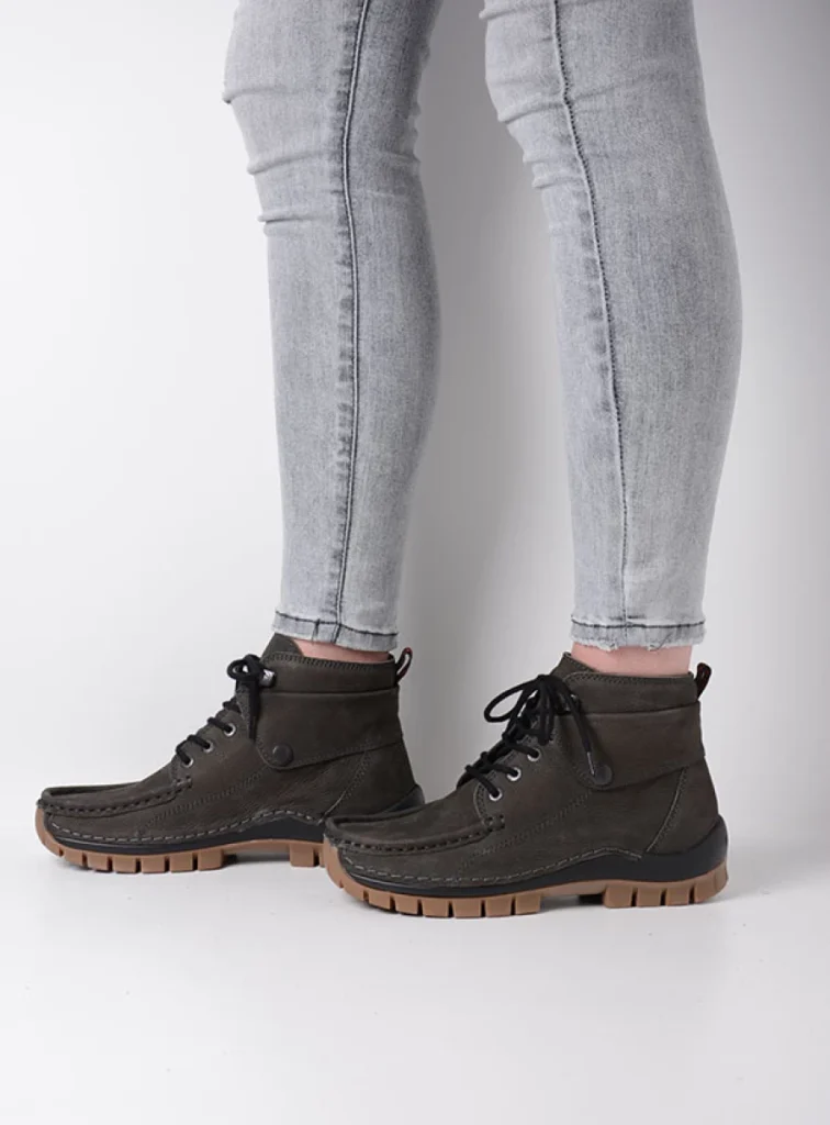 Wolky Hoge veterschoenen 04725 Jump 11301 asfalt nubuck