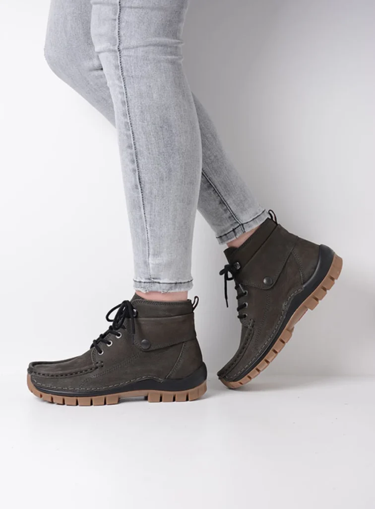 Wolky Hoge veterschoenen 04725 Jump 11301 asfalt nubuck