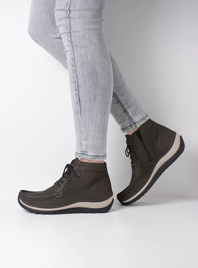 Wolky Hoge veterschoenen 04901 Salado 11301 asfalt nubuck