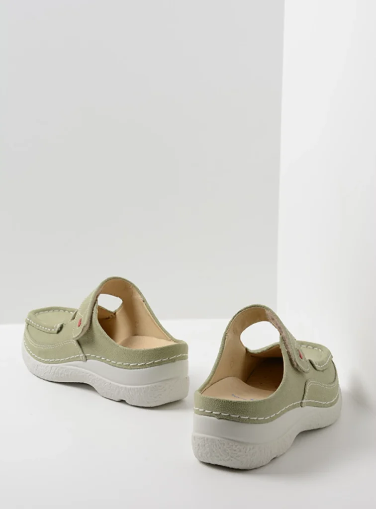 Wolky Slippers 06227 Roll Slipper 15706 lichtgroen nubuck