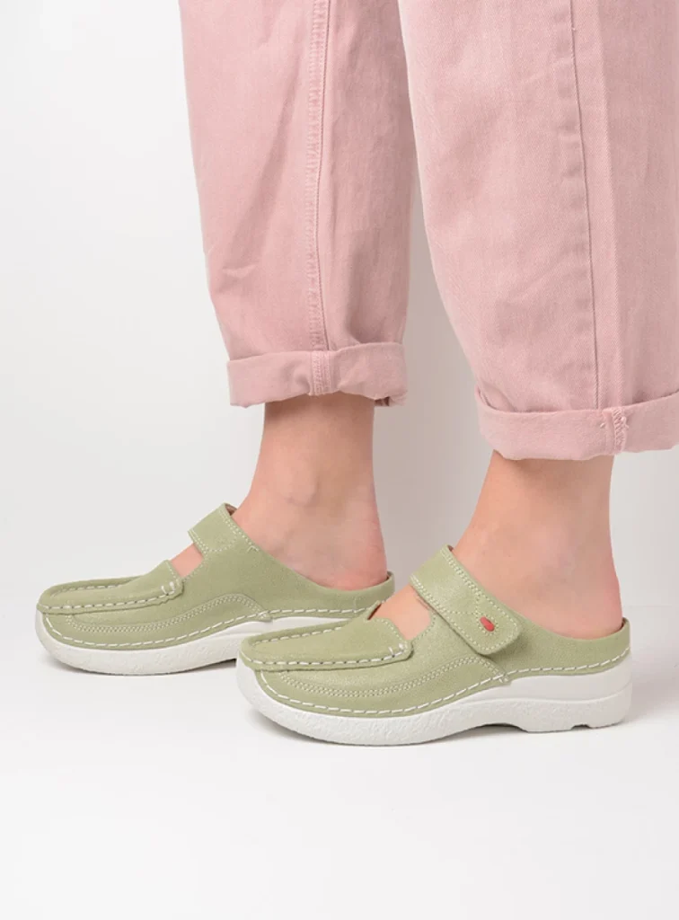 Wolky Slippers 06227 Roll Slipper 15706 lichtgroen nubuck