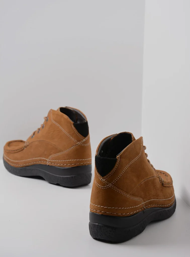 Wolky Hoge veterschoenen 06242 Roll Shoot 11430 cognac nubuck