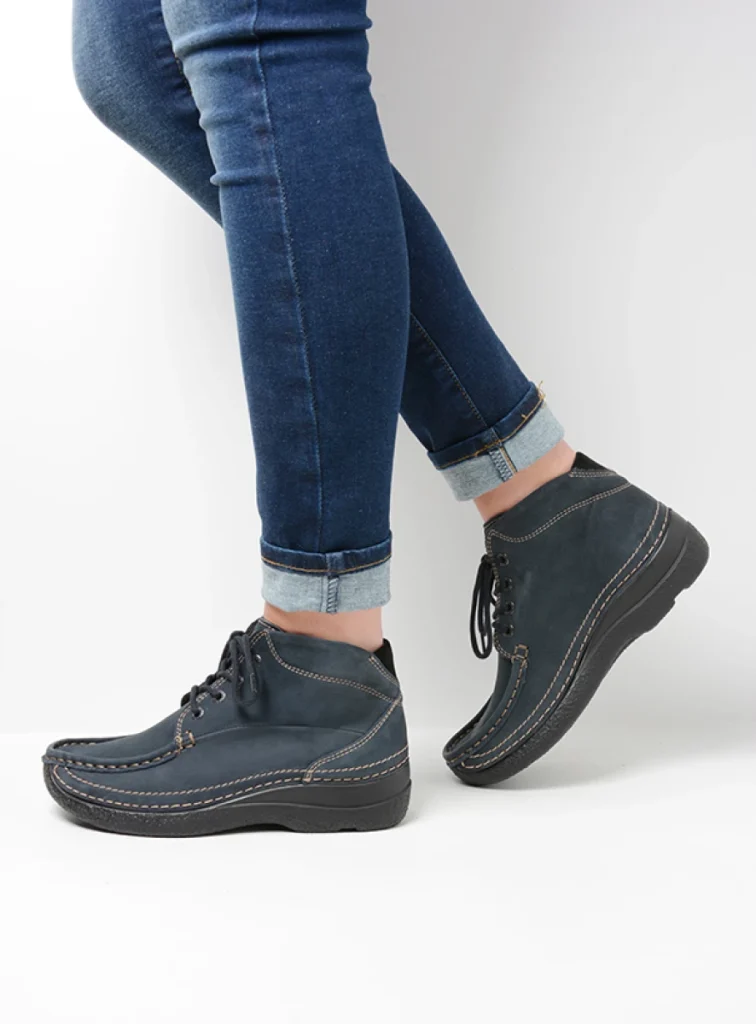 Wolky Hoge veterschoenen 06242 Roll Shoot 16800 blauw nubuck