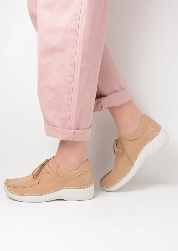 Wolky Lage veterschoenen 06252 Seamy Shoe 11390 beige nubuck