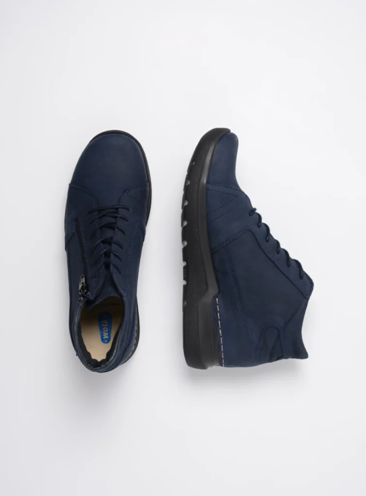 Wolky Hoge veterschoenen 06606 Why 11800 blauw nubuck