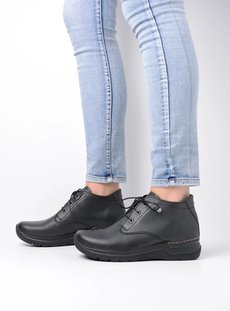 Wolky Hoge veterschoenen 06621 Truth Vegan 93000 zwart