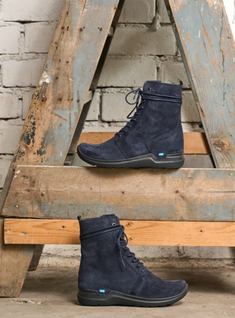 Wolky Hoge veterschoenen 06626 Bluff 40800 blauw suede