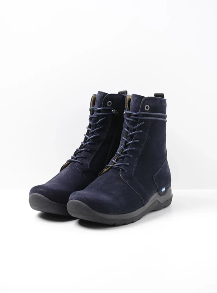 Wolky Hoge veterschoenen 06628 Bluff DB 98800 blauw suede