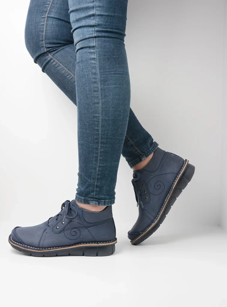 Wolky Comfortschoenen 08384 Gallo 12800 blauw nubuck