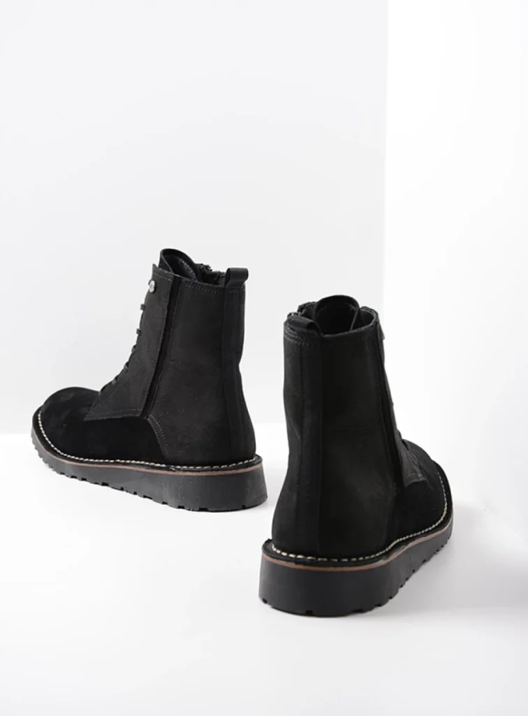 Wolky Enkellaarsjes en boots 08425 Wagga Wagga 40000 zwart suede